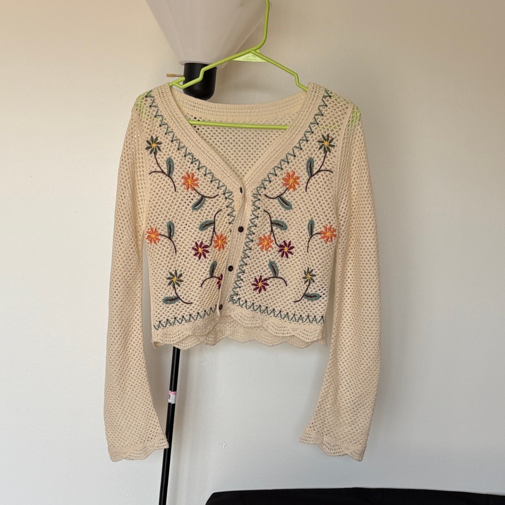 SHEIN Cream Floral Embroidered Cardigan